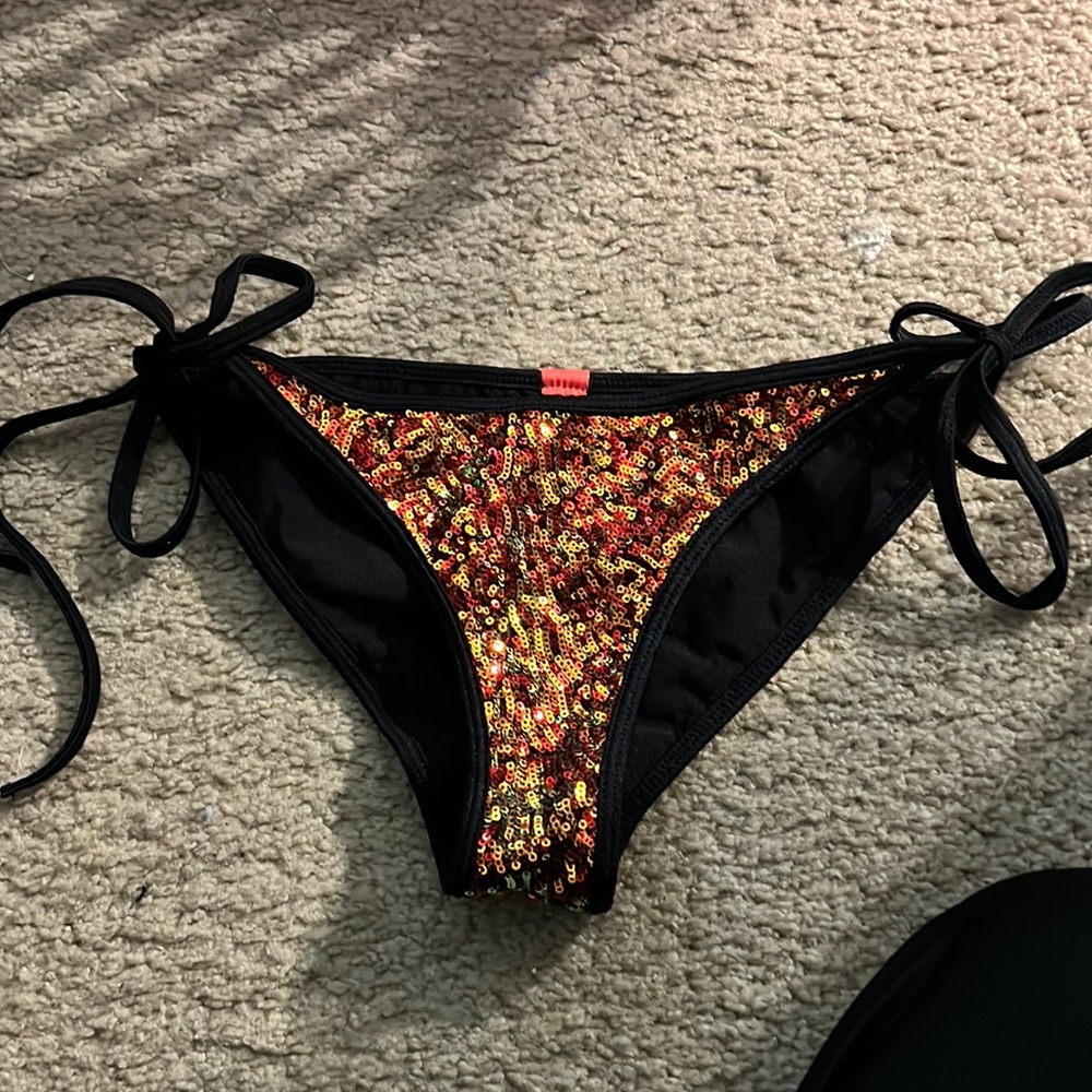 Doll & Co bikini bottoms